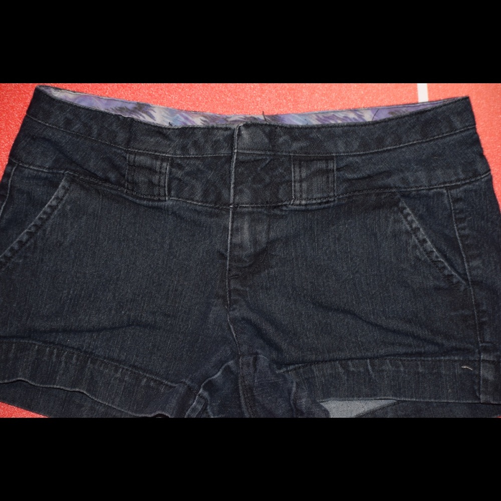 Boom boom jean shorts